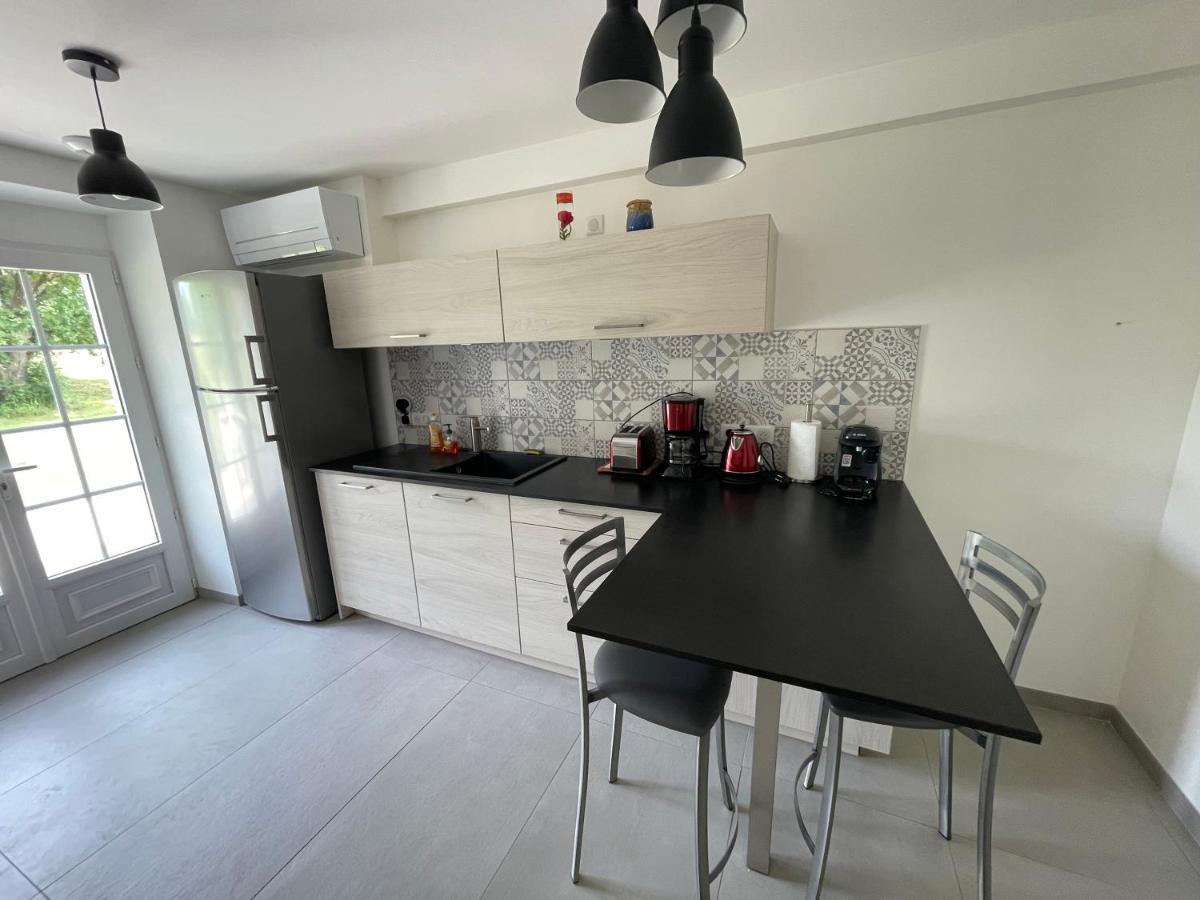 Les Mimosas Villa Gracay ภายนอก รูปภาพ