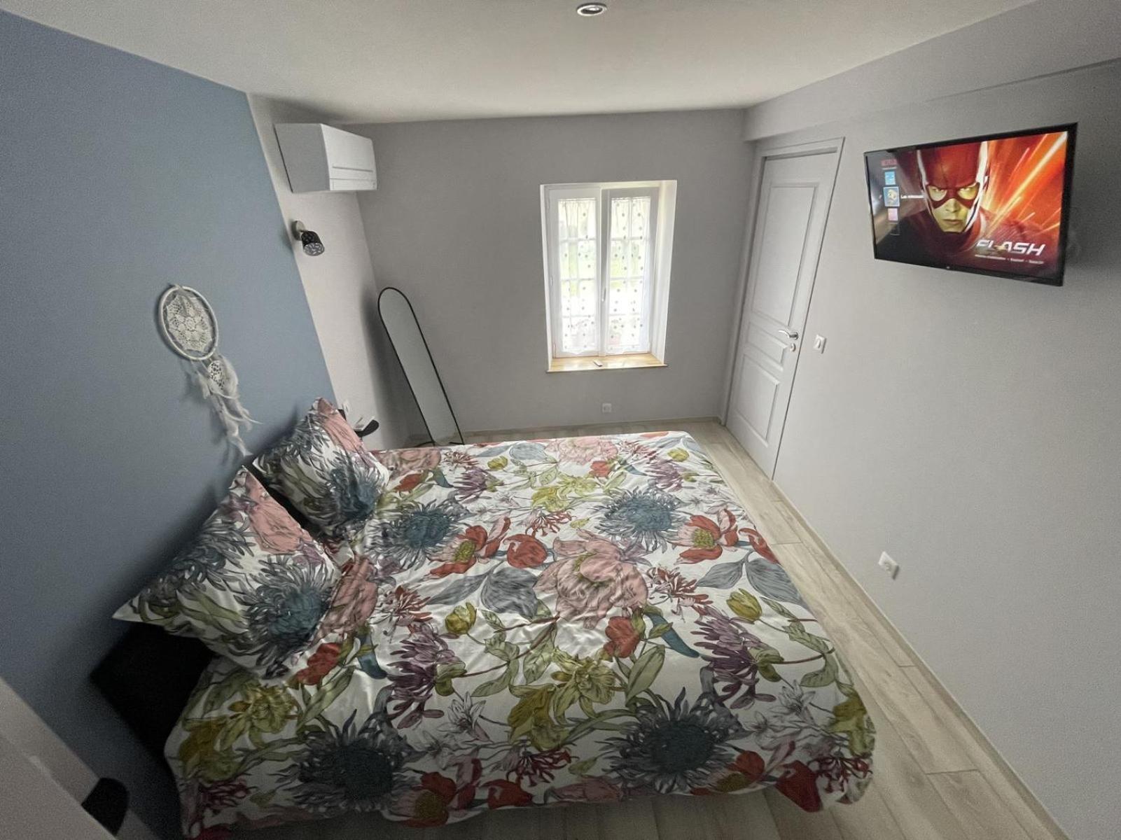 Les Mimosas Villa Gracay ภายนอก รูปภาพ